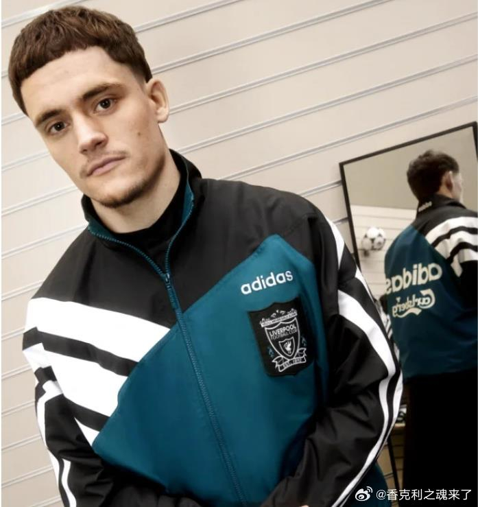 拉德与维尔茨利物浦合影引发热议